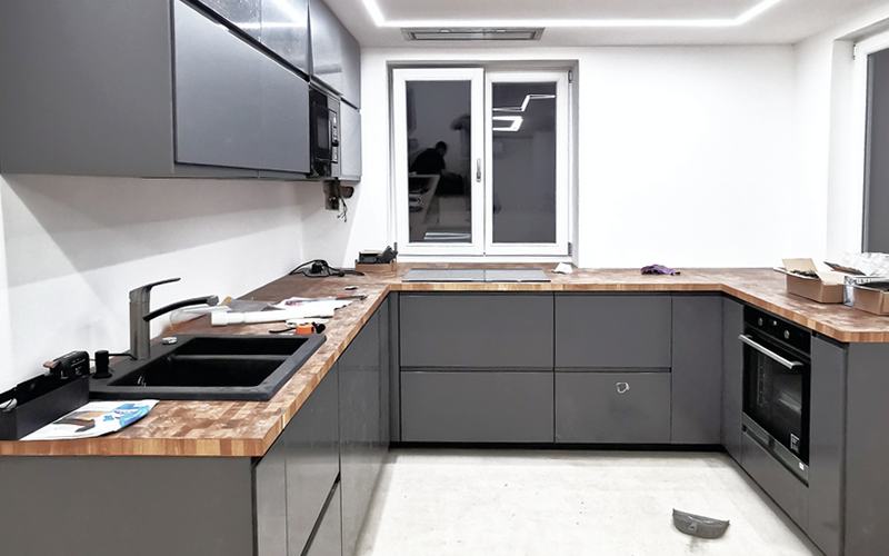 Montáž kuchyňské linky  IKEA Voxtorp Grey